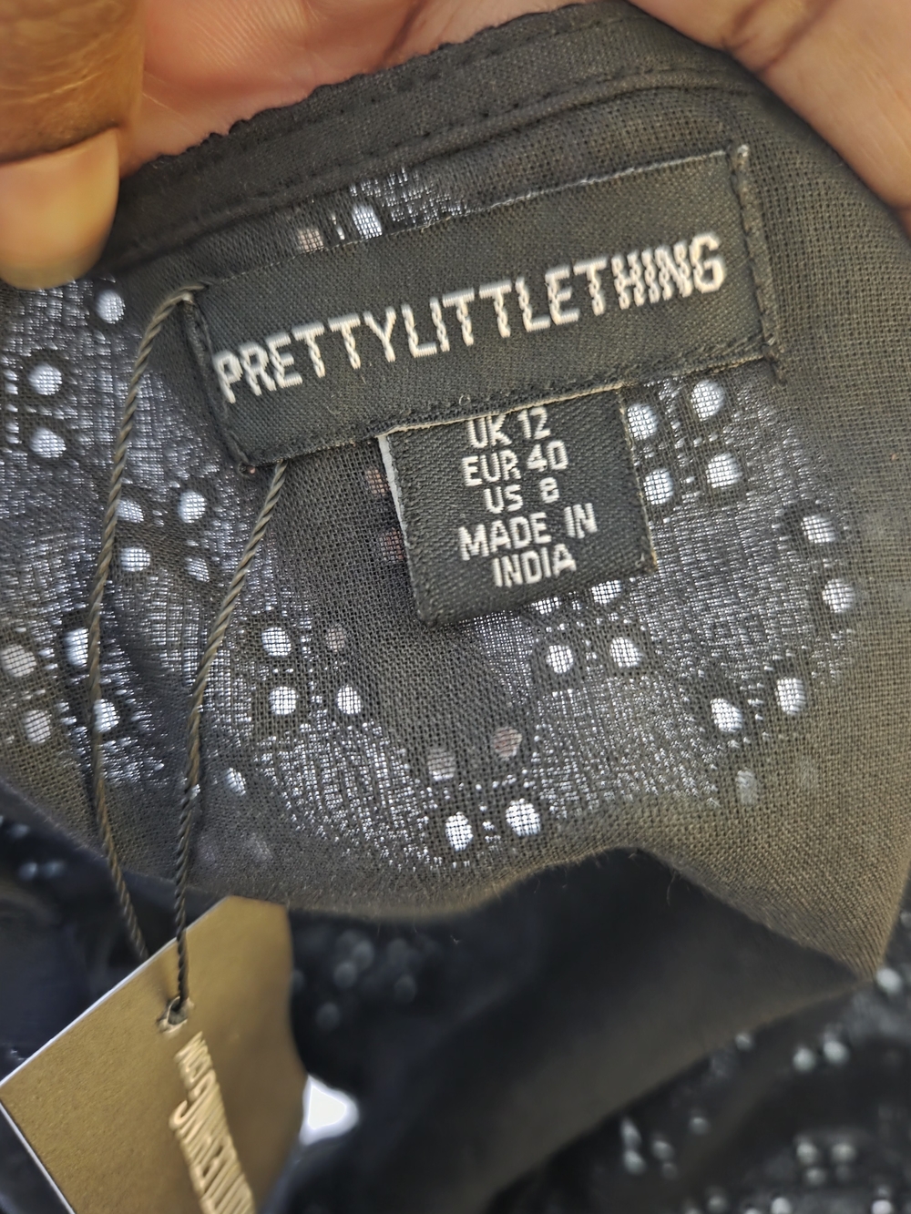 PrettyLittleThing Black Eyelet Button-Front Bandeau Cami - Picture 5 of 5